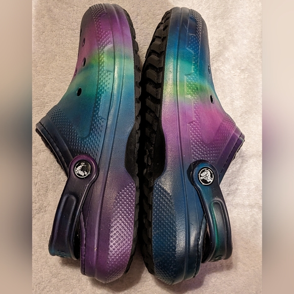 Crocs Classic Lined Clog- Purple/Green/Blue/Yellow/Multi -Sizes Womens-7, Mens-5 - Picture 4 of 5